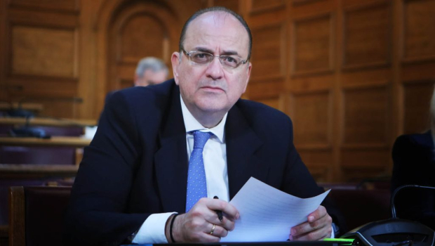 ΠΑΣΟΚ για Λαζαρίδη: Ο πρωθυπουργός της "αριστείας" θα δώσει συγχωροχάρτι για τις "υπηρεσίες" του κ. Λαζαρίδη στα σκάνδαλα;