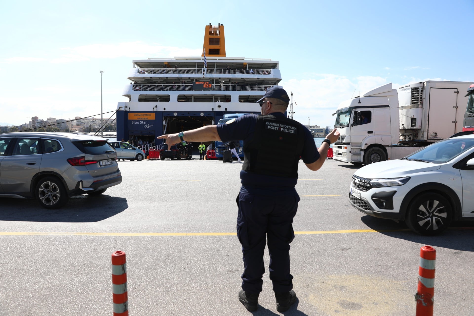 Φεύγουν και οι τελευταίοι εκδρομείς του Πάσχα: Η κίνηση στα λιμάνια