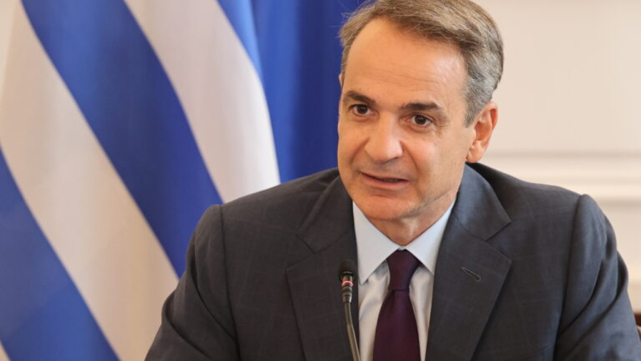 Μήνυμα Μητσοτάκη για την Ανάσταση: Το φως κερδίζει πάντα το σκοτάδι
