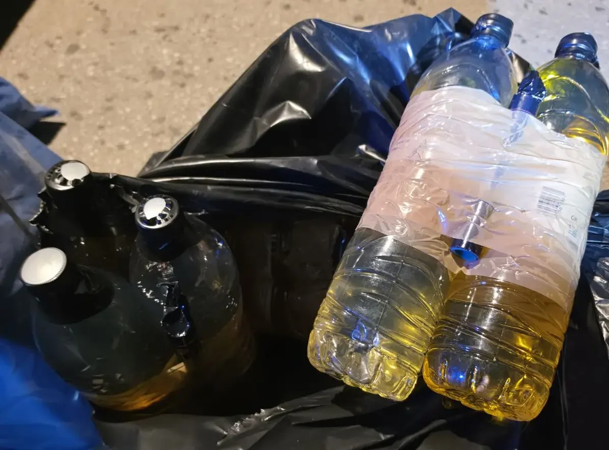14 συλλήψεις στην Αττική για πλήθος εμπρηστικών μηχανισμών, ναυτικών φωτοβολίδων, κροτίδων