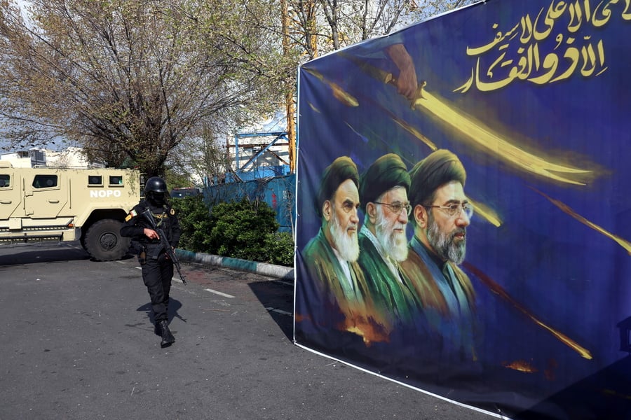 Ιράν: Επιβεβαιώνει διαπραγματεύσεις στο Πακιστάν