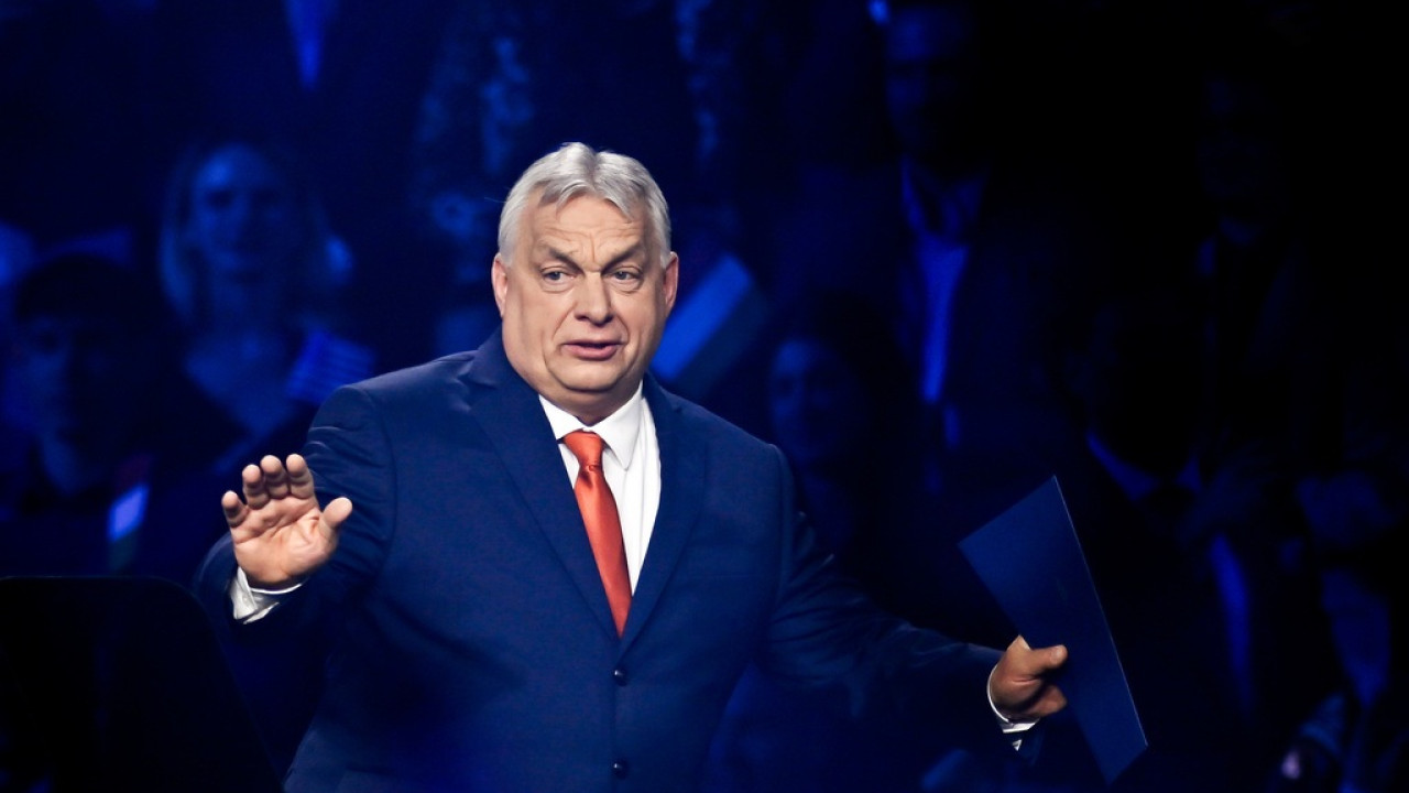 Εκλογές στην Ουγγαρία: Το πολιτικό διακύβευμα, ο «άσσος στο μανίκι» του Όρμπαν και ο κίνδυνος ήττας