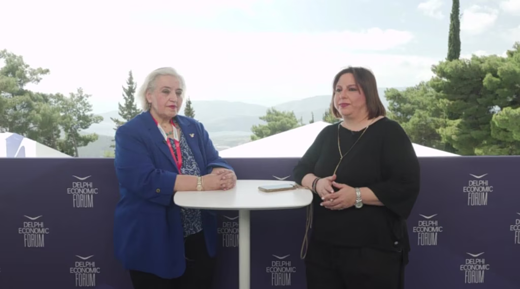ΟΤ Delphi Economic Forum XI – Παπαδοπούλου: Η σταθερότητα «χτίζεται» σε συμμαχίες