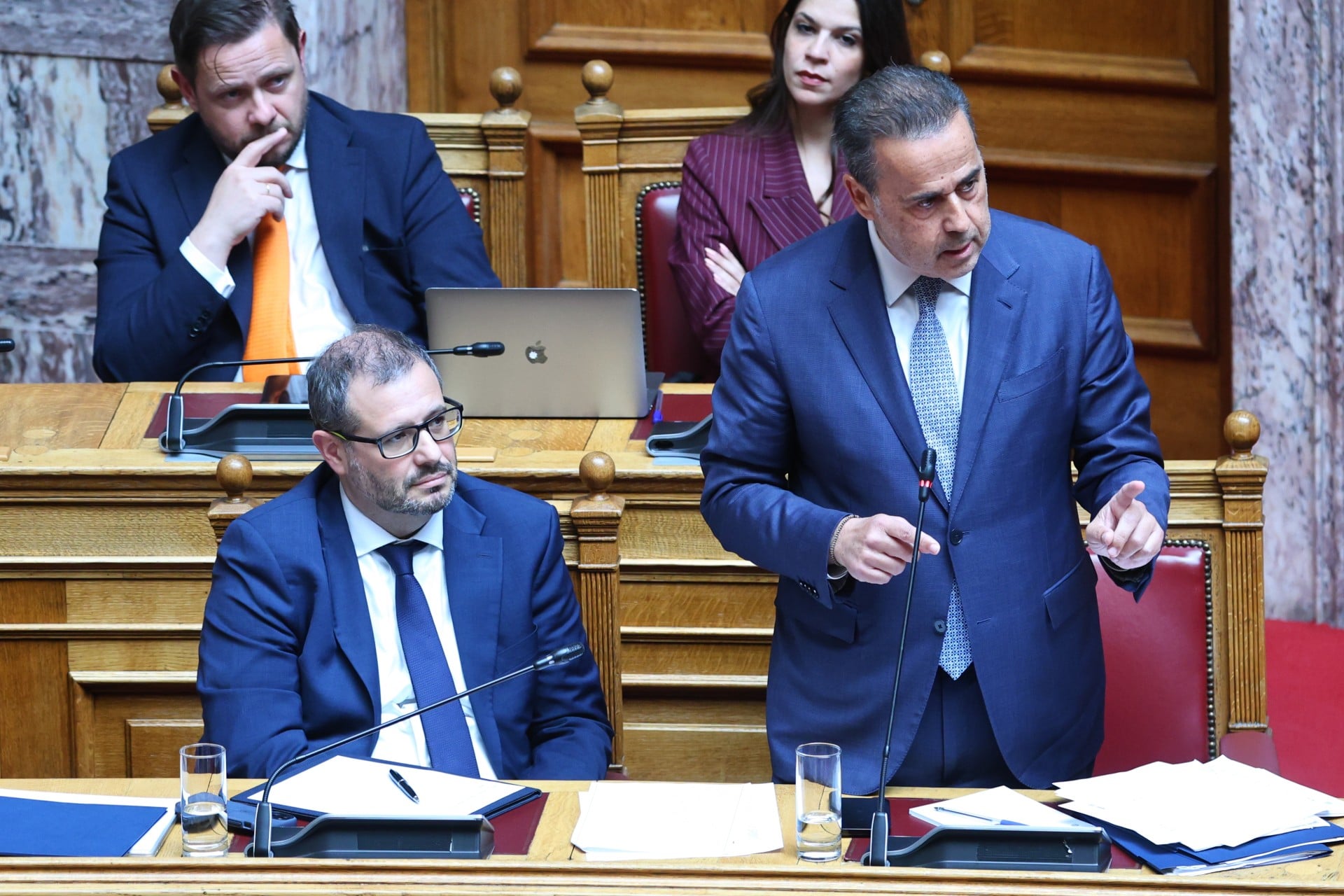 Επενδύετε σε μια υπερχειλίζουσα τοξικότητα