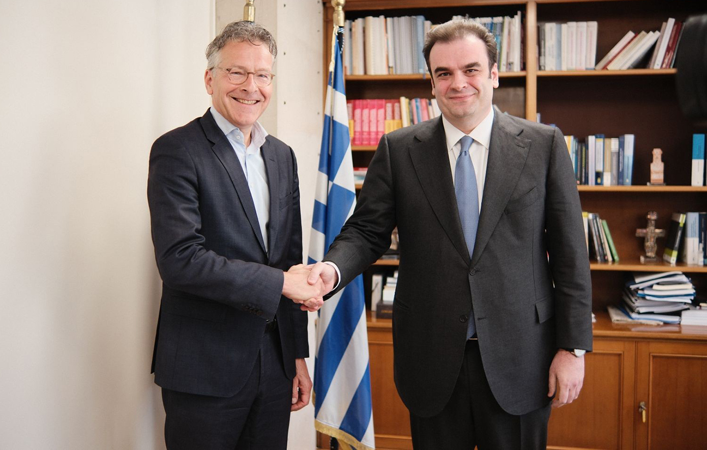 «Με κάνει περήφανο ότι ο Έλληνας υπουργός Οικονομικών προεδρεύει πλέον του Eurogroup» – News.gr