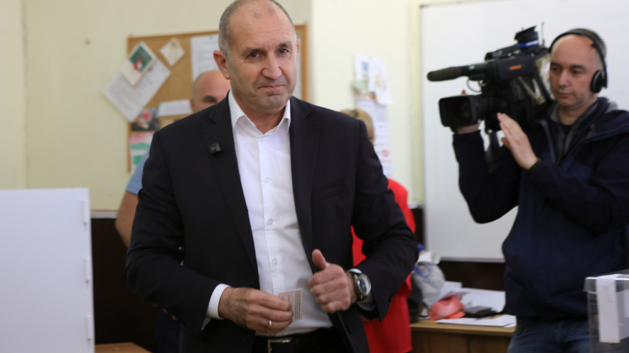 Εκλογές στη Βουλγαρία - Exit Polls: Πρώτος ο ρωσόφιλος Ράντεφ