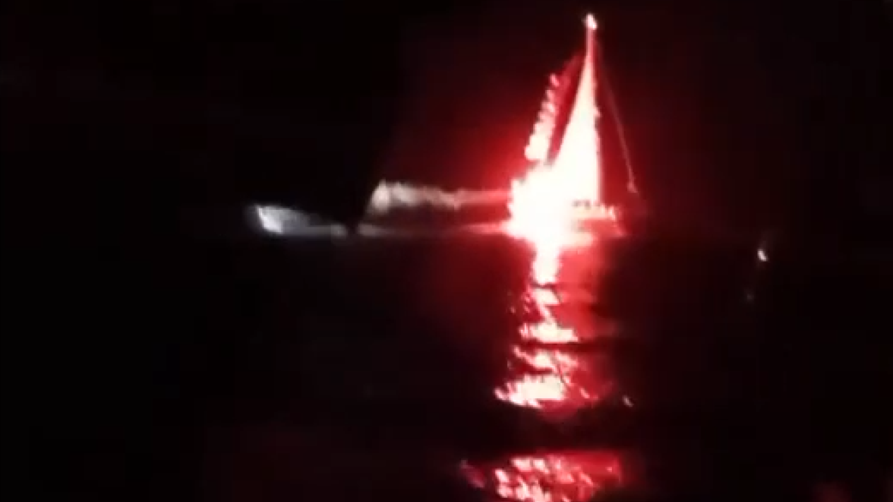 Ισραηλινά στρατιωτικά ταχύπλοα μπλόκαραν τα πλοία που κατευθύνονται στη Γάζα