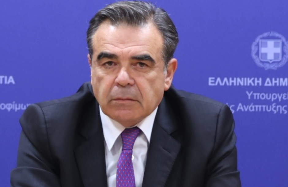 Τα μέτρα στήριξης για αφθώδη ζωντανά στη συνέντευξη τύπου Σχοινά