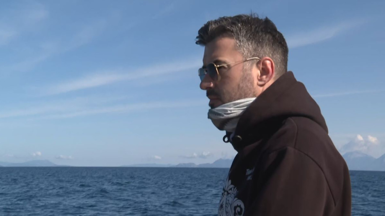 «Όπου Υπάρχει Ελλάδα»: Ο Γιάννης Τσιμιτσέλης μάς πηγαίνει για βαρκάδα Λευκάδα