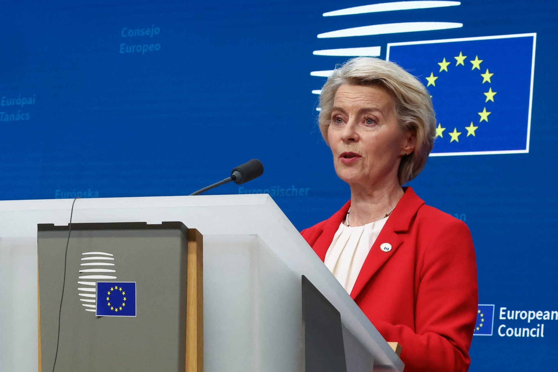 Υψίστης σημασίας η αποκατάσταση της ναυσιπλοίας στα Στενά του Ορμούζ