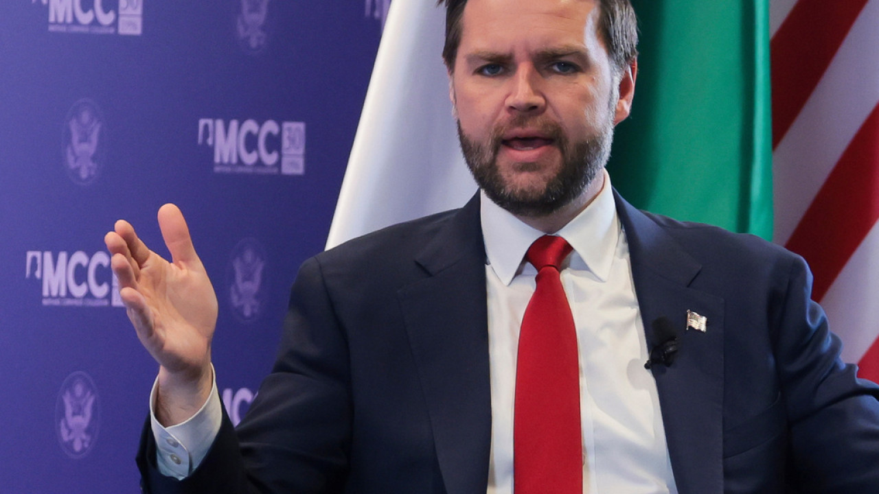 Βανς: Οι ΗΠΑ έχουν «ισχυρά χαρτιά» – Προειδοποίηση στο Ιράν για «σοβαρές συνέπειες» αν σπάσει τη συμφωνία