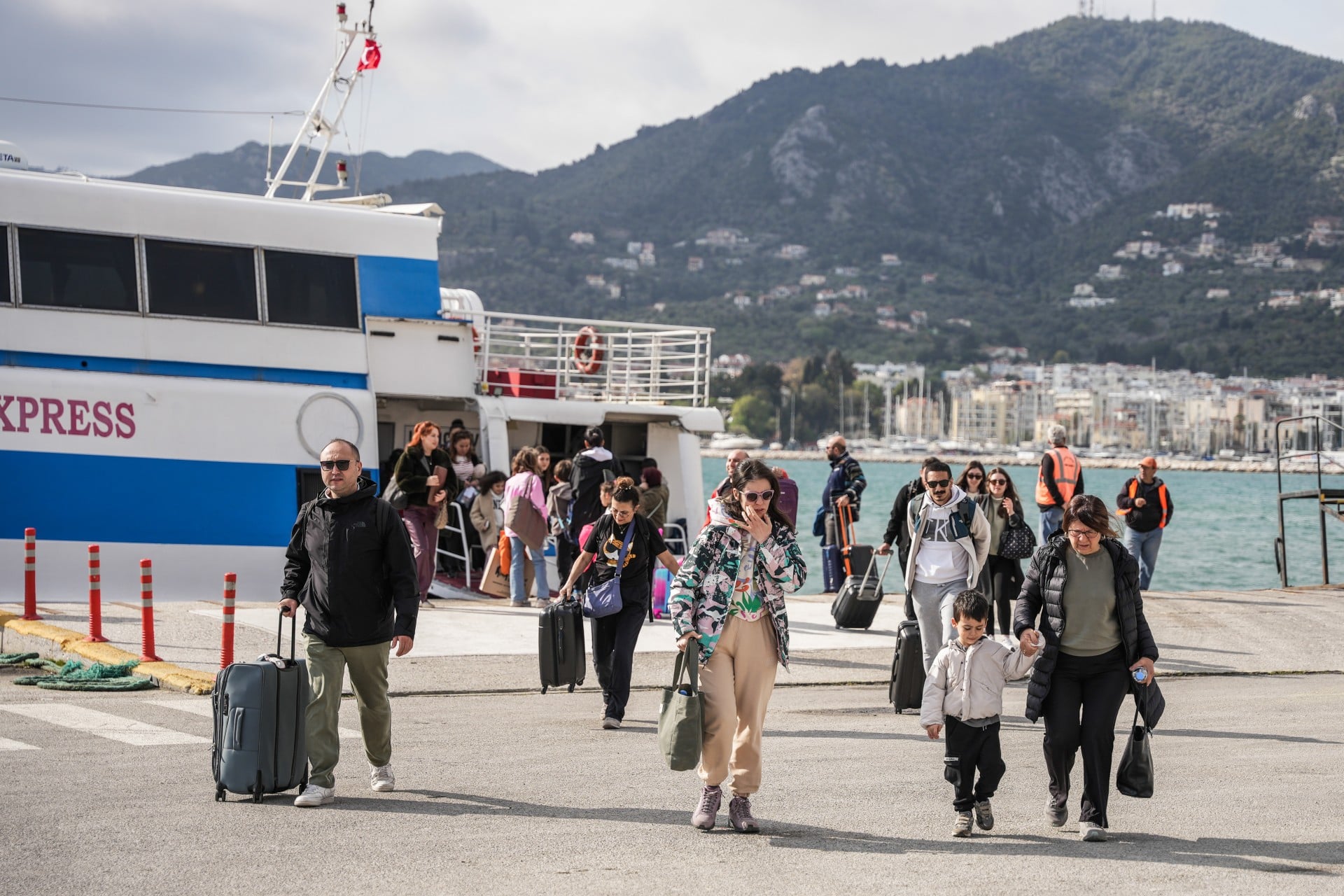 Πενταπλασιασμός Τούρκων τουριστών στα ελληνικά νησιά