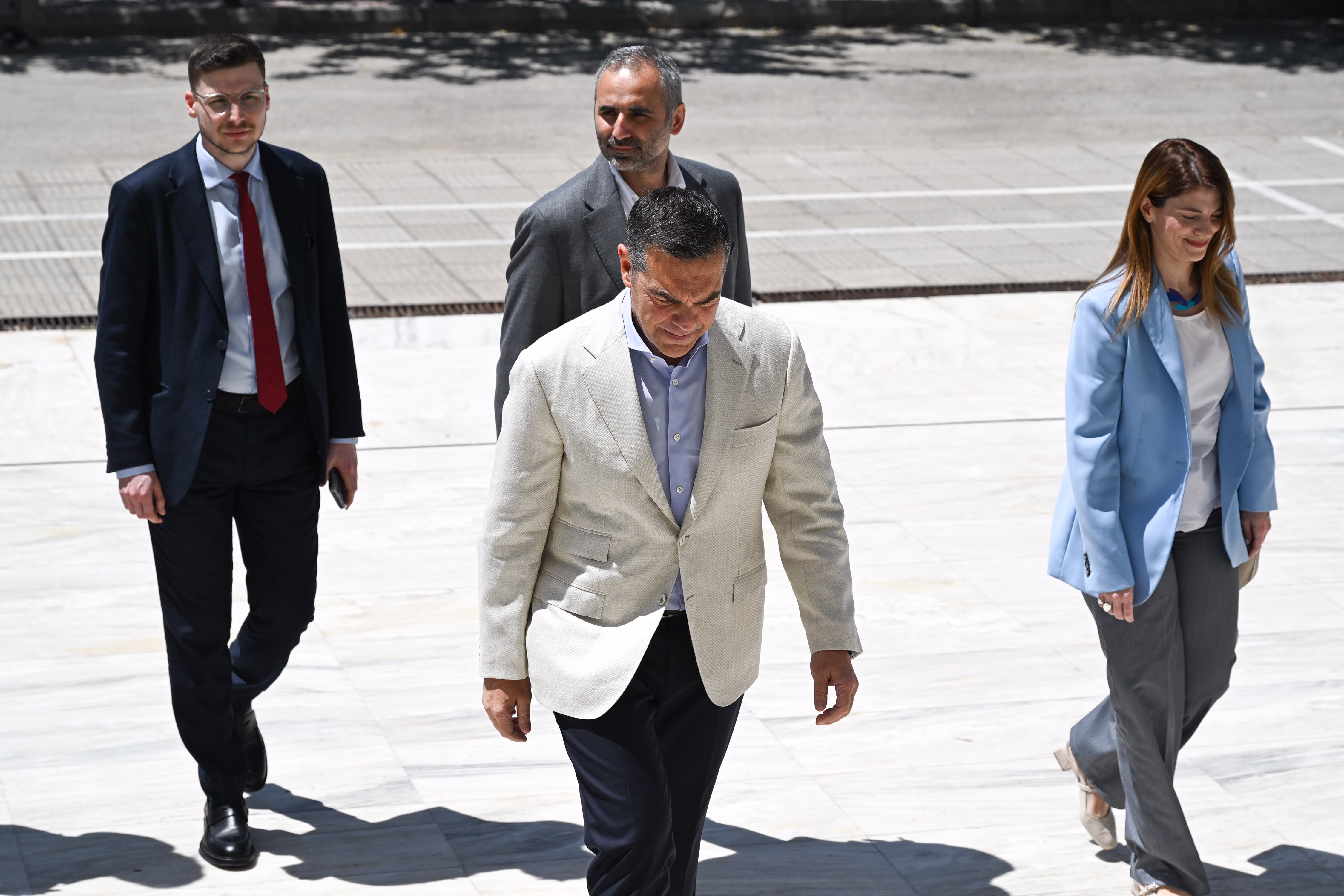 Στον Άρειο Πάγο ο Τσίπρας: Κατέθεσε την ιδρυτική διακήρυξη της ΕΛΑΣ - «Φιλοδοξούμε να είμαστε χρήσιμοι στην κοινωνία»
