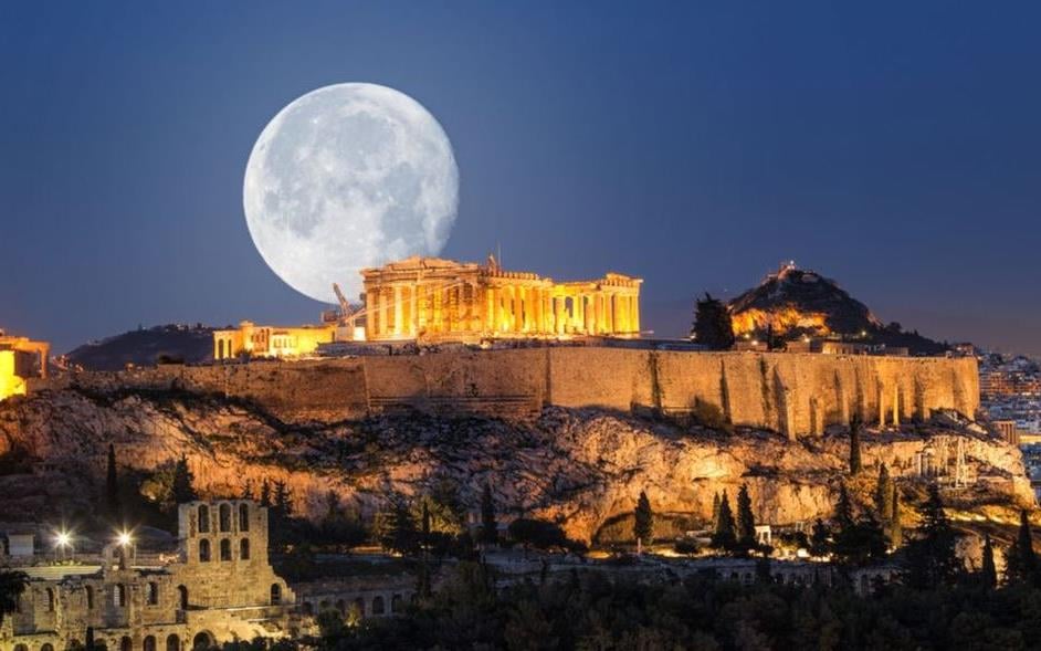 Σήμερα θα δούμε τη «Μπλε μικροΣελήνη» στον ουρανό
