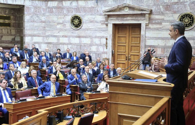 «Τέλος η ζώνη άνεσης, πρέπει όλοι να ιδρώσουμε τη φανέλα» – News.gr