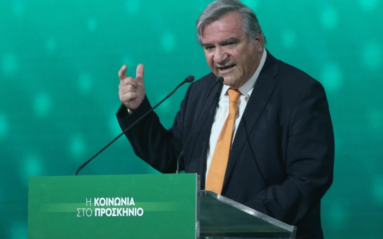 Παραιτήθηκε από το ΠΑΣΟΚ με σφοδρή επίθεση στον Ανδρουλάκη