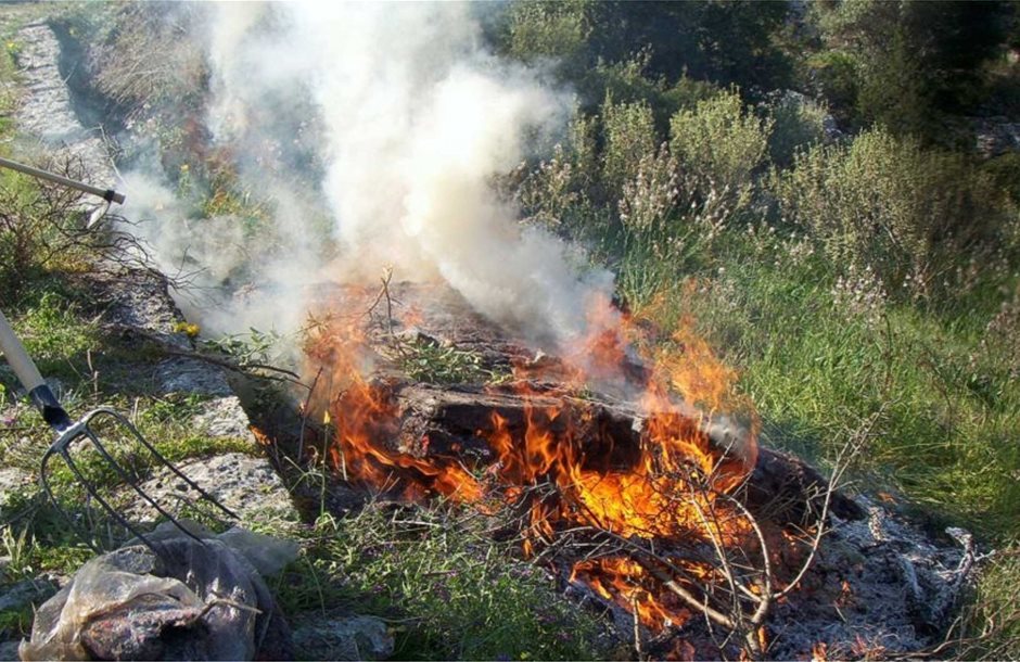 Προληπτικά μέτρα για αποφυγή πυρκαγιών κατά τις γεωργικές εργασίες συστήνει η ΠΕ Πιερίας