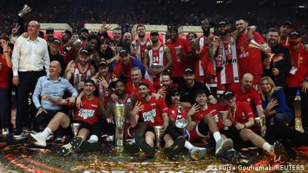 EuroLeague: Ο Ολυμπιακός ξανά στην κορυφή της Ευρώπης