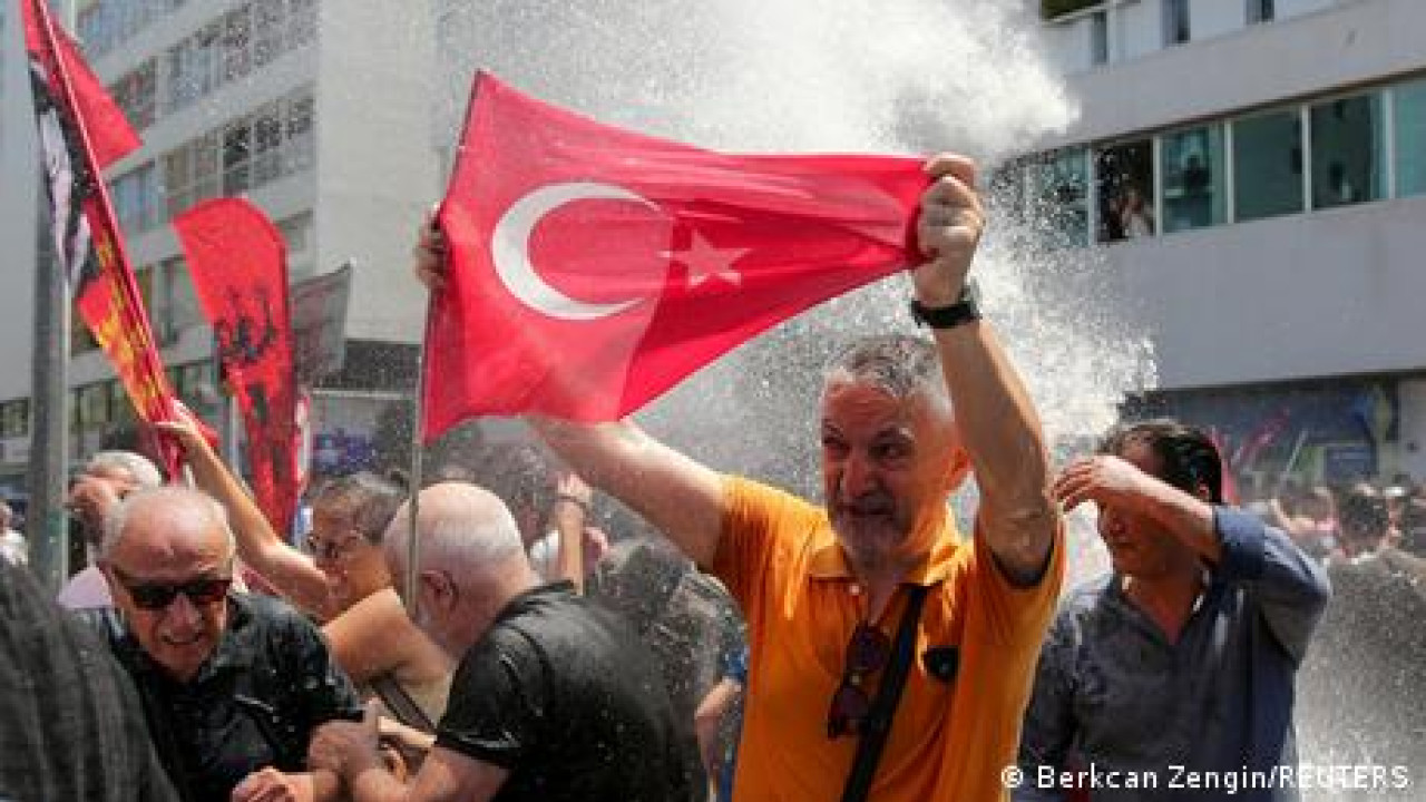 Διχασμένη η τουρκική αντιπολίτευση | ΣΚΑΪ