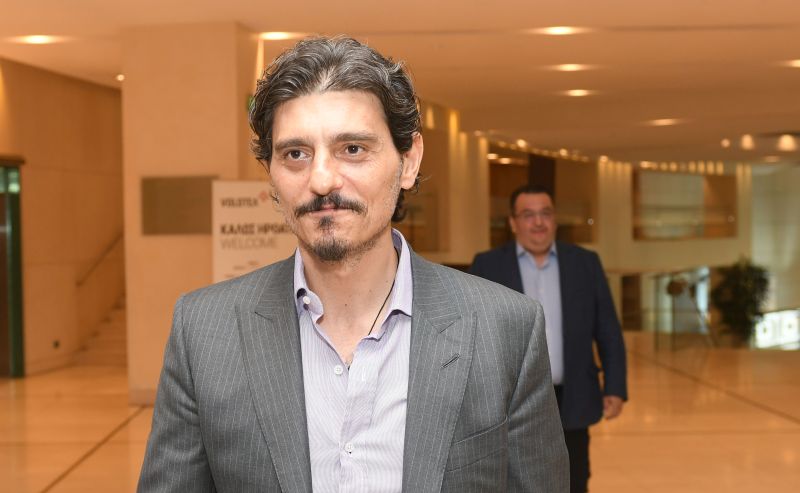 «Το μεγαλύτερο κλαμπ στον κόσμο που ποτέ δεν μιλά, φτάνει στο σημείο να διαμαρτύρεται δημόσια» – News.gr