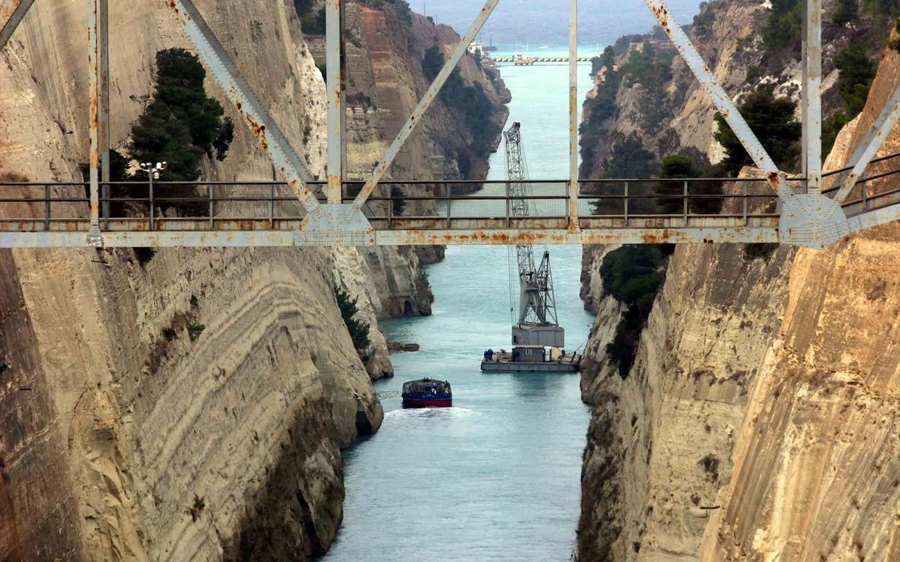 Διώρυγα Κορίνθου: Απαγόρευση διέλευσης φορτηγών από την οδική γέφυρα προς Πάτρα 26-28 Μαΐου