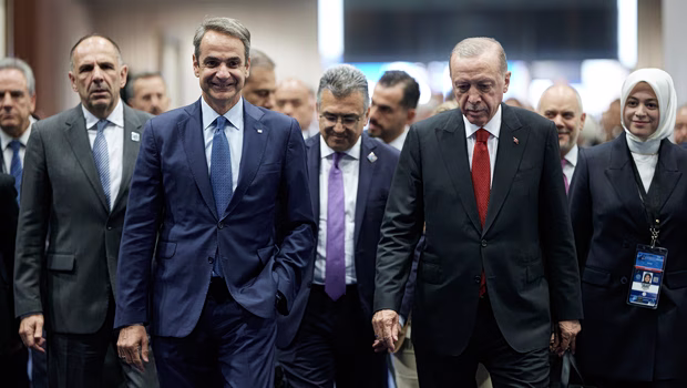 «Τυφώνας σε μπουκάλι» ή αλλιώς η «Γαλάζια Πατρίδα» με όρους πολιτικής σκοπιμότητας