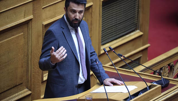 Ανεξαρτητοποιήθηκε ο Φερχάτ Οζγκιούρ - Στο όριο η διατήρηση Κ.Ο. στη Νέα Αριστερά