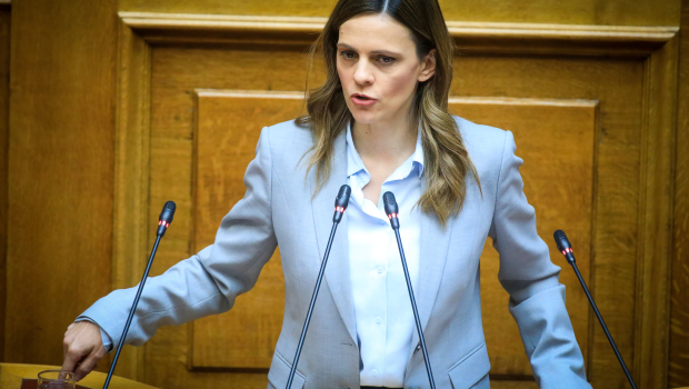 Αχτσιόγλου: Στην Ελλάδα οι μισθοί βρίσκονται στην τελευταία θέση - Η Πρωτομαγιά είναι αγώνας για την ίδια τη ζωή