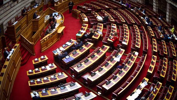 Βουλή: Αποφεύγει την εξεταστική η κυβέρνηση επικαλούμενη «εθνική άμυνα και εξωτερική πολιτική» - Σε εξέλιξη η συζήτηση