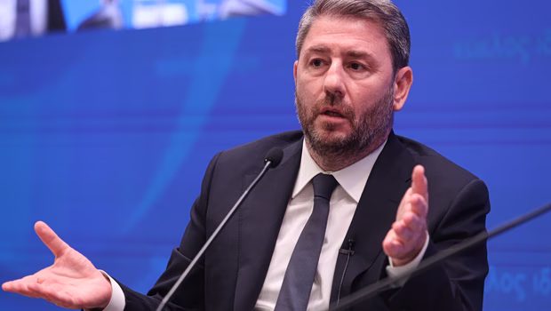 ΠΑΣΟΚ: Οι διαρροές για τις υποκλοπές, ο φάκελος Ανδρουλάκη και τα αναπάντητα ερωτήματα