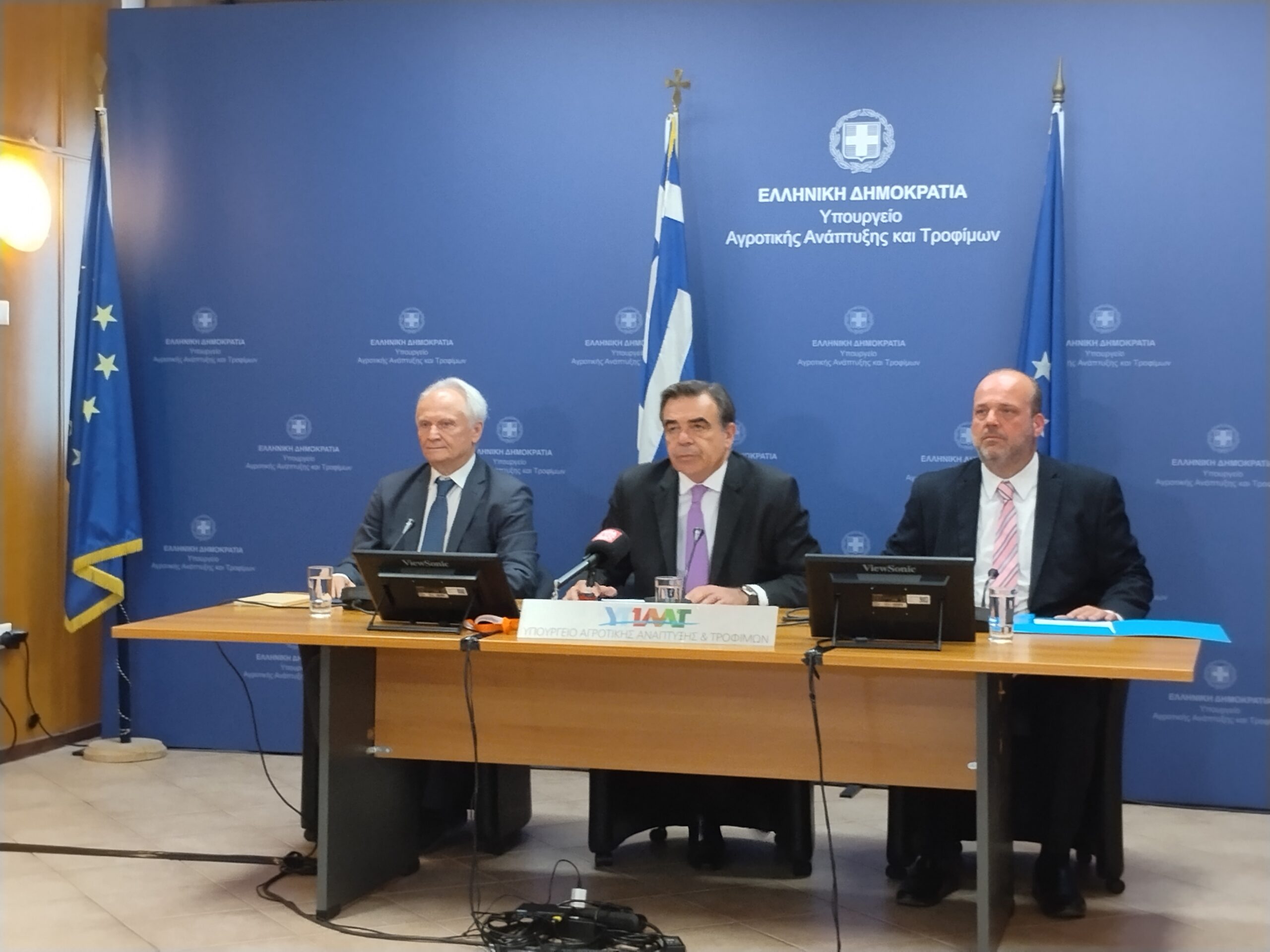 Ακυρώνονται οριστικά τα προγράμματα βιολογικής μελισσοκομίας-κτηνοτροφίας