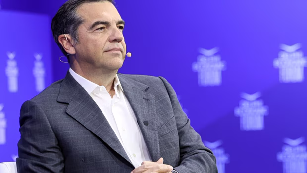 Τσίπρας: «Το μπλε της πατρίδας μας, το κόκκινο των αγώνων μας» είπε για τα χρώματα του κόμματος - «Φτιάχνουμε ομάδα για πρωτάθλημα»