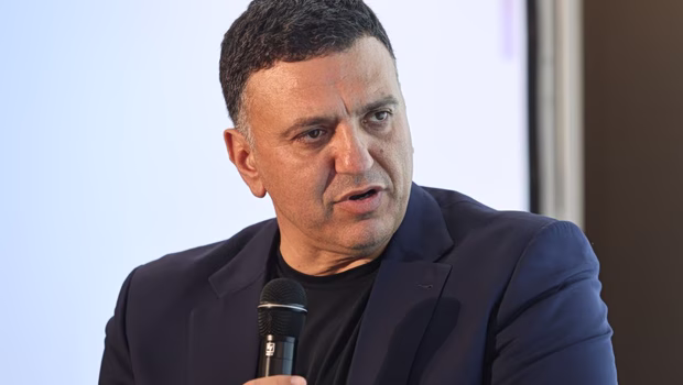 Στην Ανώτατη Σχολή του Εμπορικού Ναυτικού ο υπουργός Ναυτιλίας Βασίλης Κικίλιας