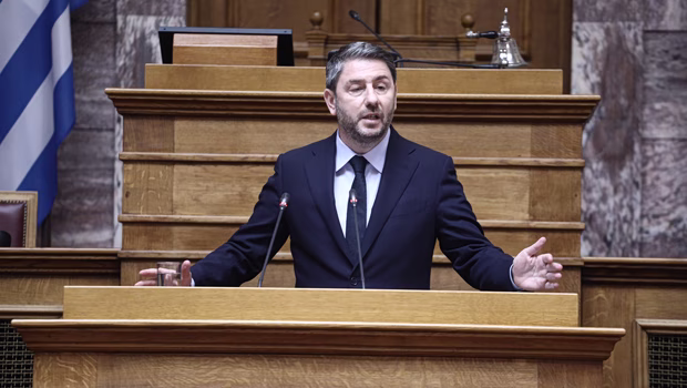 Ανδρουλάκης: Το Σύνταγμα κ. Μητσοτάκη δεν είναι σανίδα σωτηρίας για μια κυβέρνηση σε αποδρομή