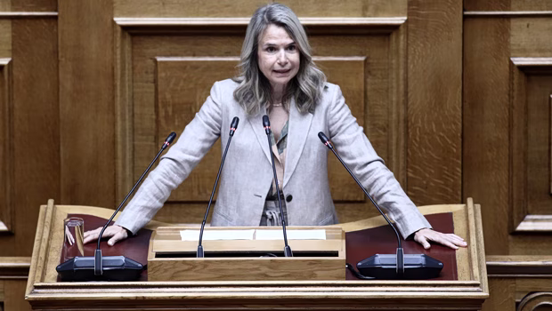 Αποστολάκη: Η κυβέρνηση αρνείται τη λογοδοσία, μετατρέπει τη Βουλή σε πεδίο αμνήστευσης και ατιμωρησίας