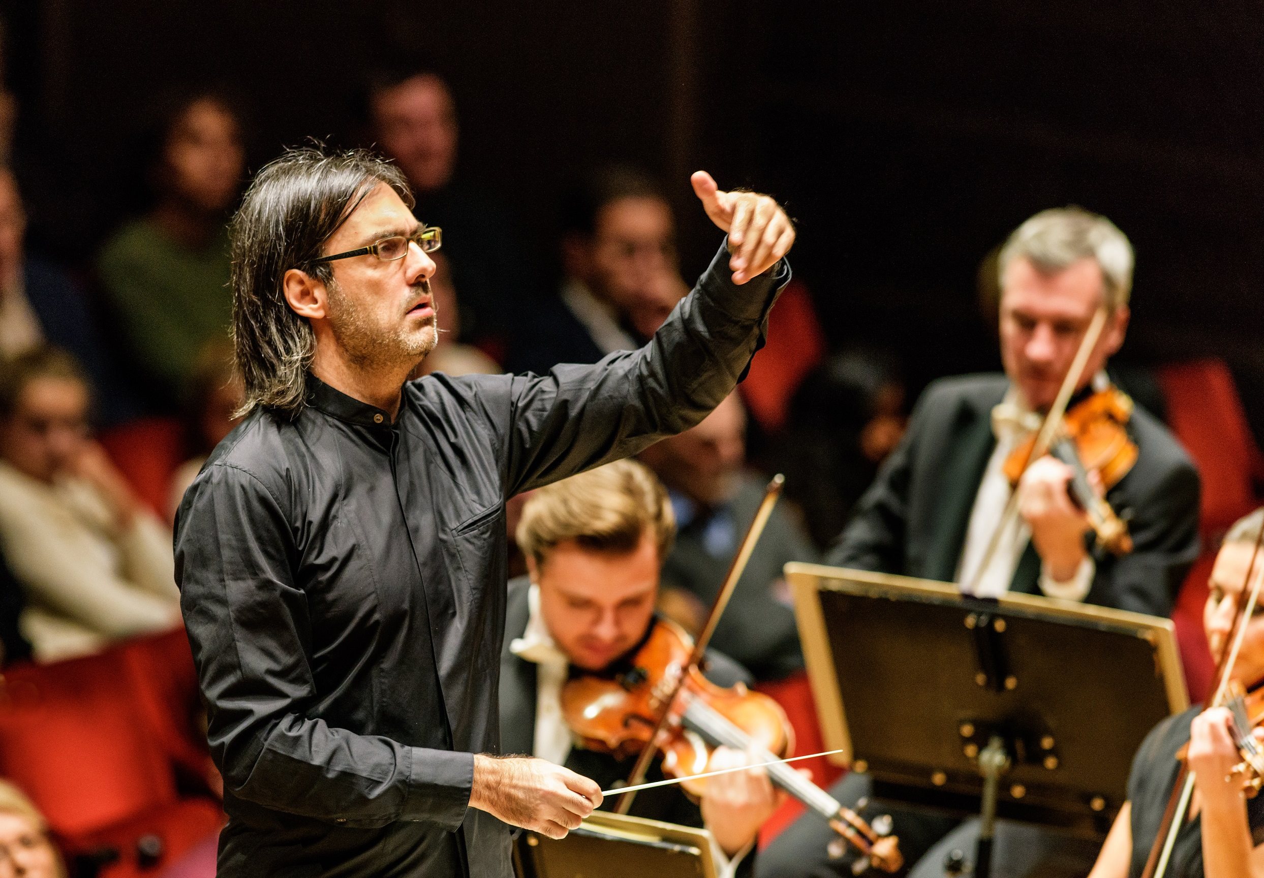 Χορηγός της συναυλίας της Philarmonia Orchestra στο Μέγαρο Μουσικής η Πειραιώς