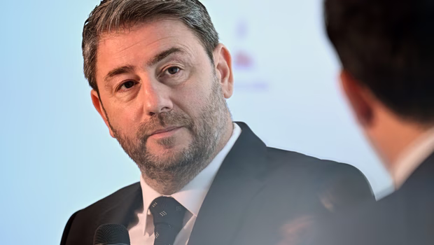 Το διπλό «μέτωπο» του ΠΑΣΟΚ απέναντι στη ΝΔ και η απόφαση του συνεδρίου - Παρών ο Ανδρουλάκης στη Βουλή