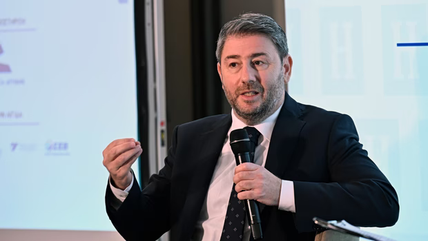 Ανδρουλάκης: Ο Μητσοτάκης να εξηγήσει γιατί έρχονται συνεχώς δικογραφίες στη Βουλή από την Ευρωπαϊκή Εισαγγελία