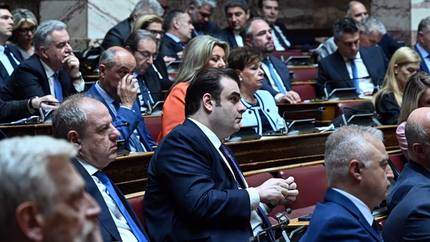 Live οι ομιλίες στην ΚΟ της ΝΔ: Επιθέσεις στην Ευρωπαϊκή Εισαγγελία - Γκρίνιες για τους «προστατευμένους» υπουργούς