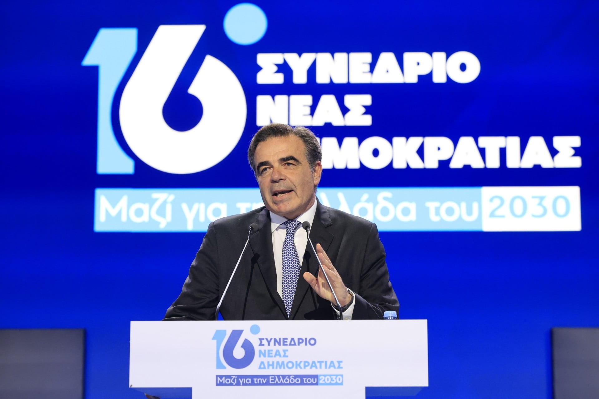 «δεν πρέπει να ξεχνάμε από πού περάσαμε και τι ζήσαμε το 2010 και το 2015»