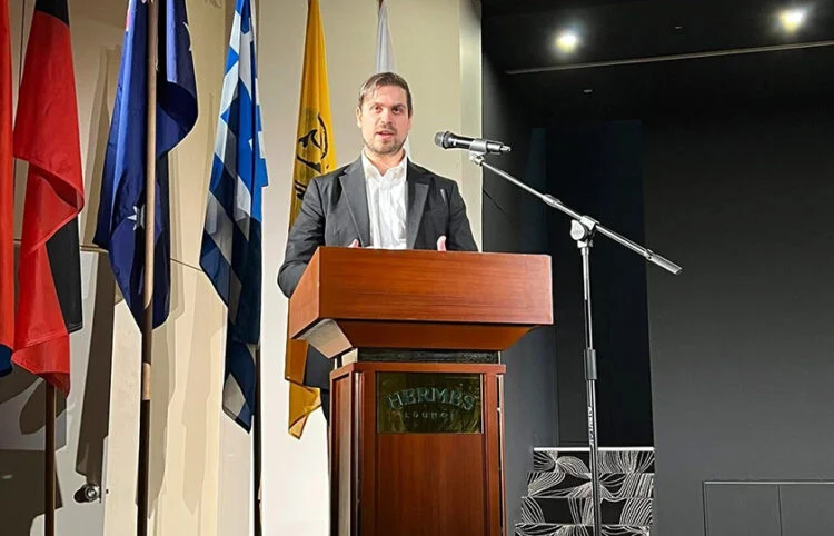 Γενοκτονία ή εθνοκάθαρση; Ο δρ Θεμιστοκλής Κρητικάκος εξηγεί γιατί η συζήτηση δεν είναι μόνο ακαδημαϊκή