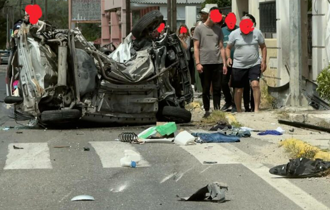 Ποινική δίωξη σε βάρος του 44χρονου οδηγού για τον θάνατο μητέρας και κόρης στη Ρόδο – Καρέ καρέ η στιγμή του σοκαριστικού τροχαίου