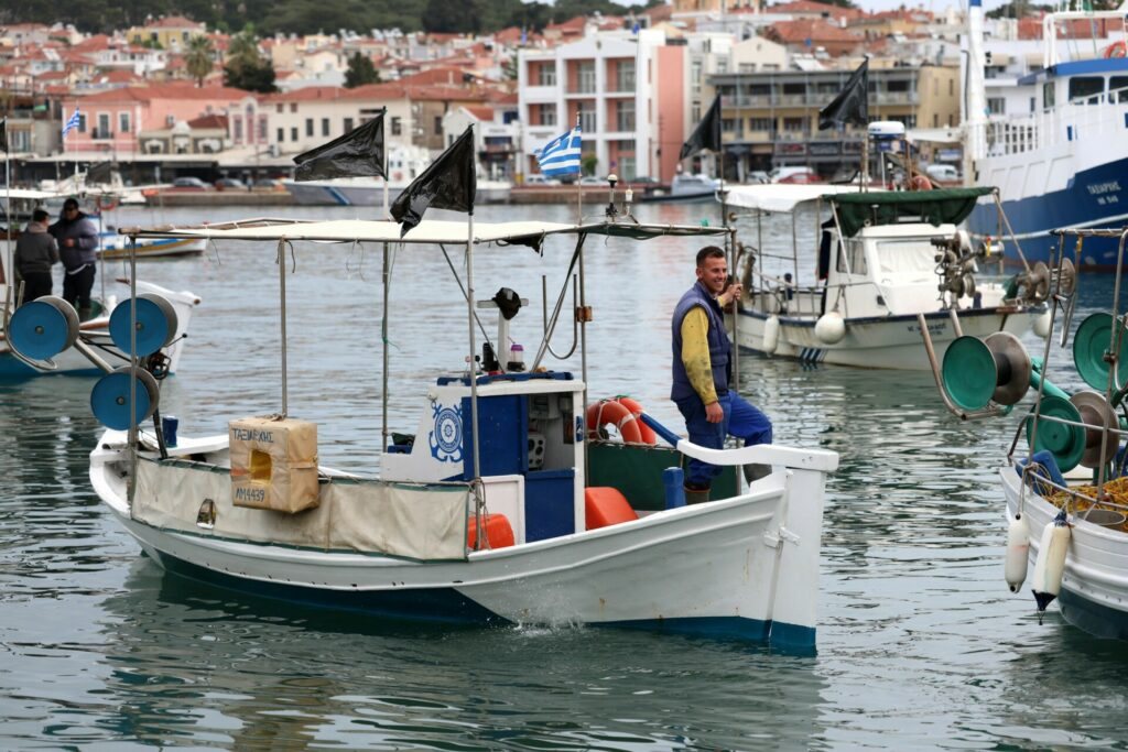 Αργή πρόοδο στη βιωσιμότητα της αλιείας δείχνει αξιολόγηση της Ευρωπαϊκής Επιτροπής