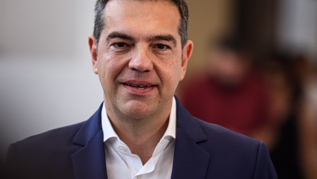 Στον Άρειο Πάγο ο Τσίπρας: Καταθέτει την ιδρυτική διακήρυξη του κόμματος ΕΛΑΣ