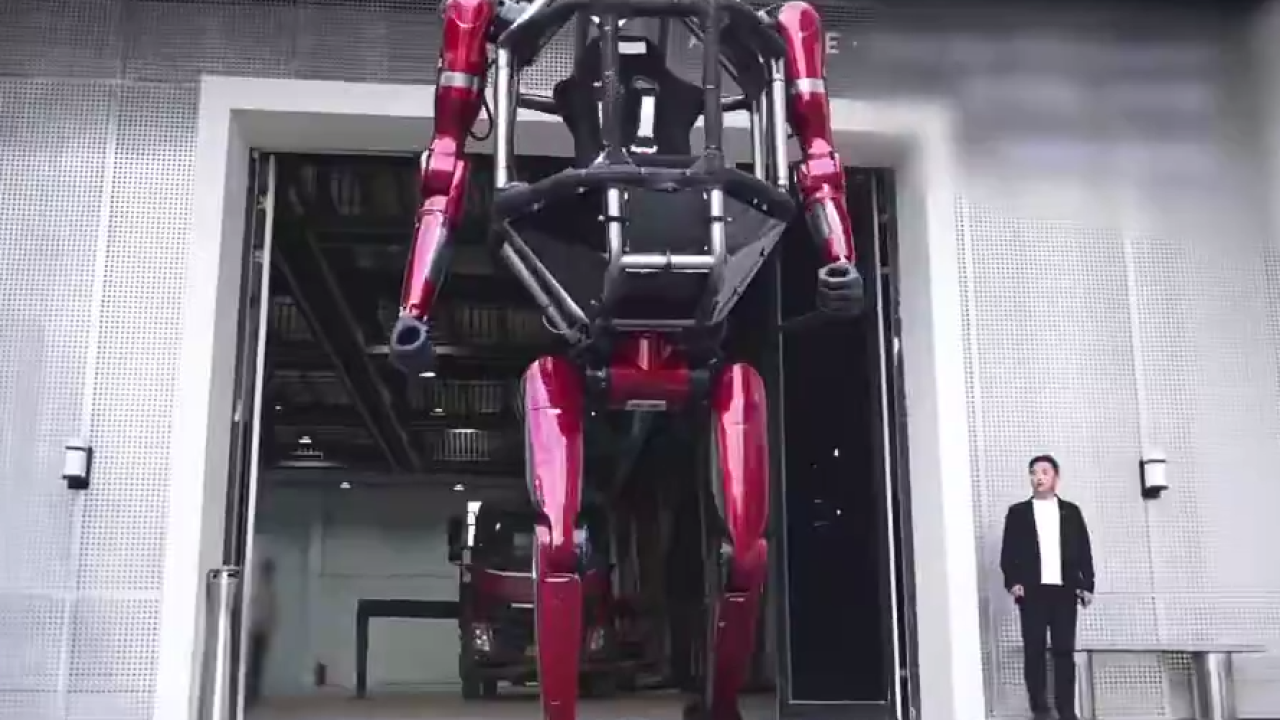 Κίνα: Παρουσίασε το πρώτο ρομπότ-transformer
