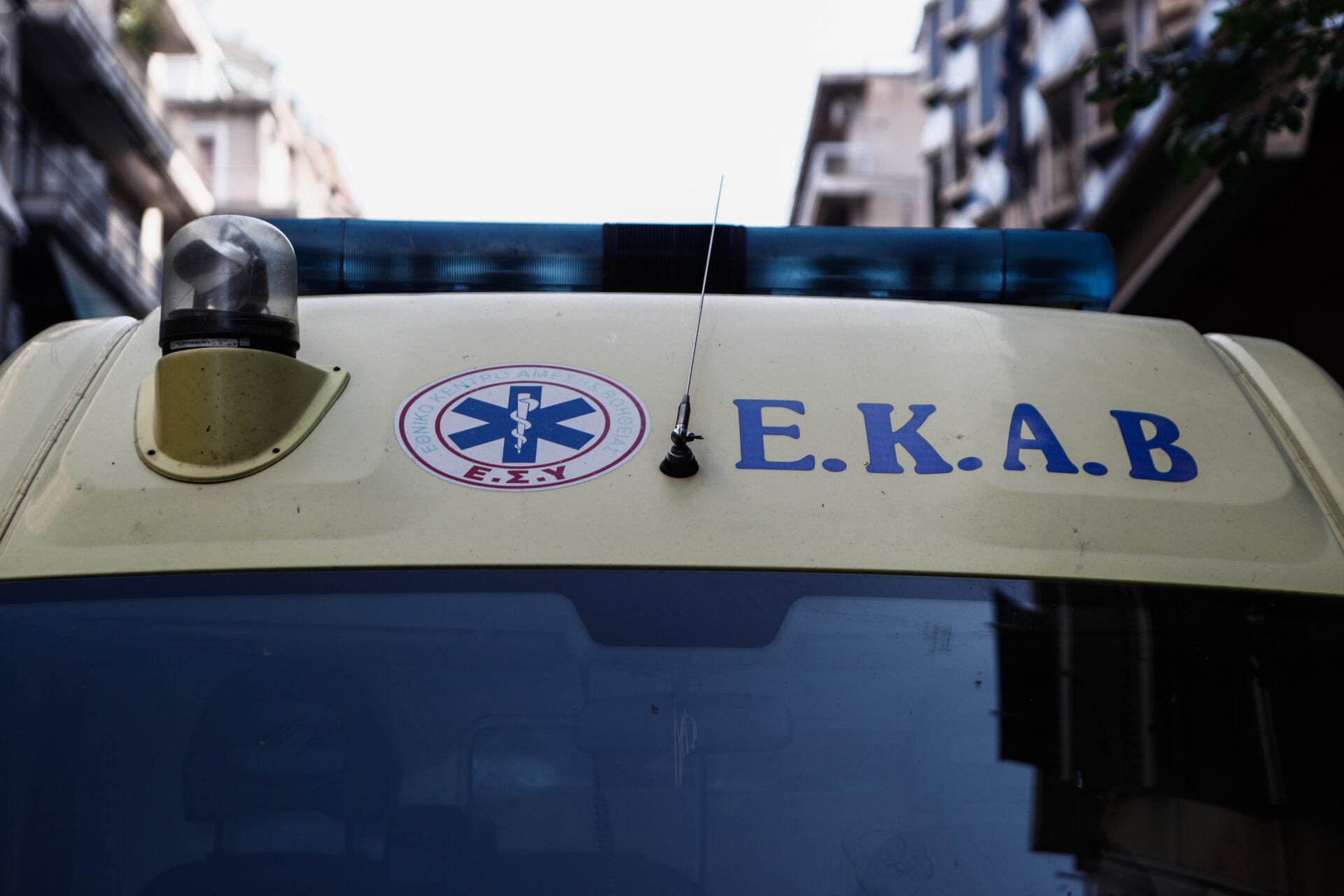 Bία μεταξύ ανηλίκων: Επιθέσεις σε Παγκράτι και Νέο Κόσμο
