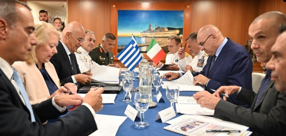 Στόλος (και) με ιταλικές FREMM