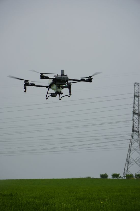 Επίδειξη δύναμης των νέων γεωργικών drones DJI Agras T70P και T100 στη Λάρισα