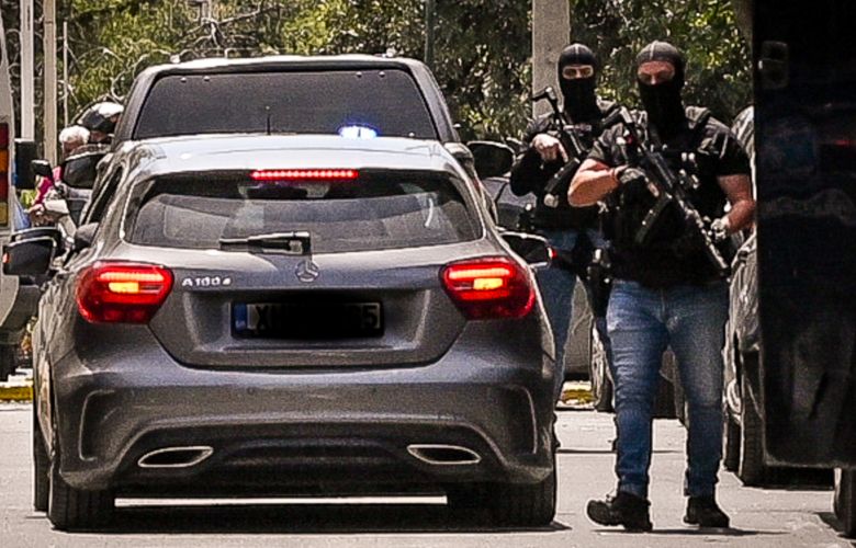 Πώς οργανώθηκε η εκτέλεση του «θαμνάκια» έξω από κλινική στο Χαλάνδρι από την Greek mafia
