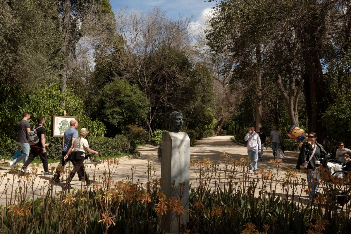Καιρός: Πρόσκαιρες νεφώσεις και μικρή άνοδος της θερμοκρασίας